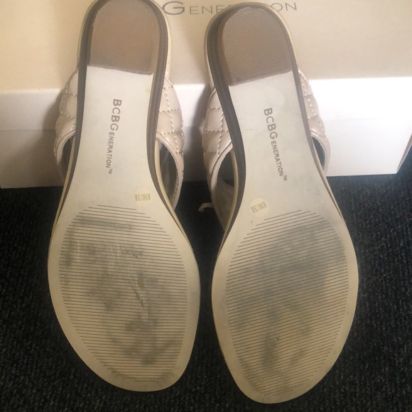 ❤️SOLD❤️BCBGeneration sandals - Picture 4 of 5